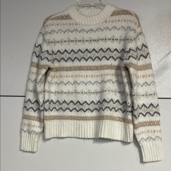 AMERICAN EAGLE WOMENS SO SOFT CREWNECK SWEATER WHITE FAIR ISLE PATTERN XS - Picture 2 of 5
